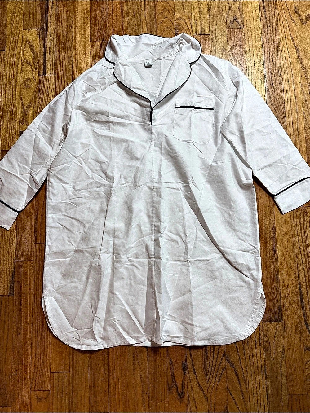 Edith White Piped Pajama Top Like New